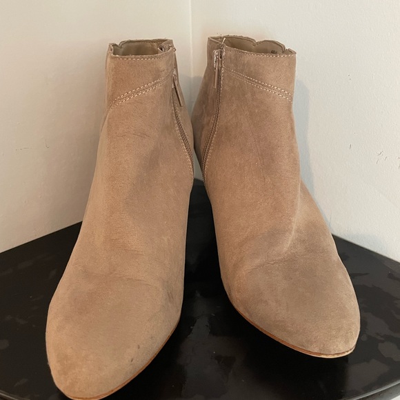 Suede low cut boot Kelly and Kate woman’s 8.5 - Picture 4 of 9